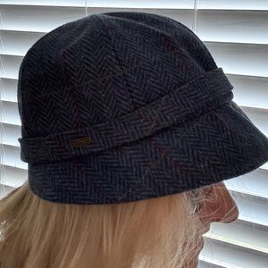 Mucros Weavers Navy Herringbone Flapper Hat